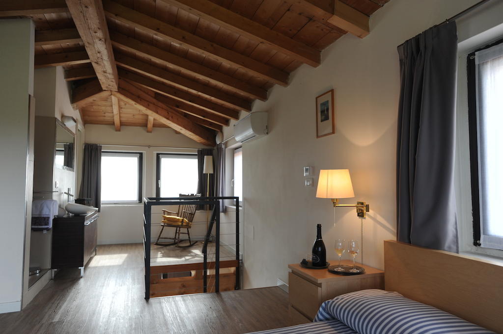 Bed & Breakfast Monte Maino Bed & Breakfast Desenzano del Garda